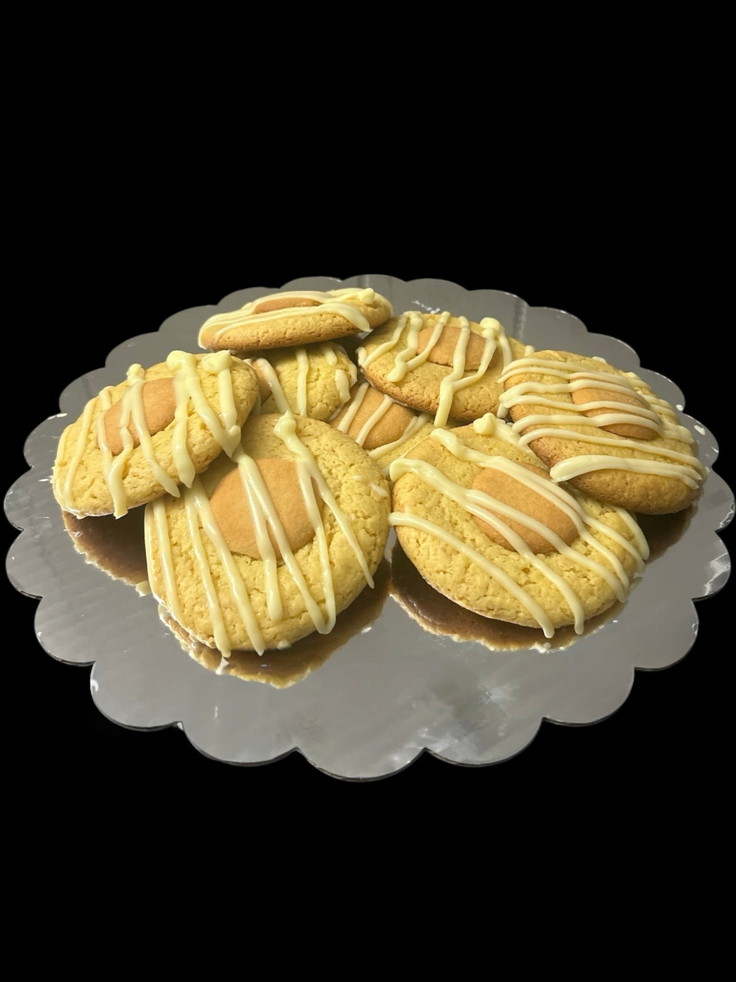 Banana Pudding Cookie With Banana Cream Drizzle (1)